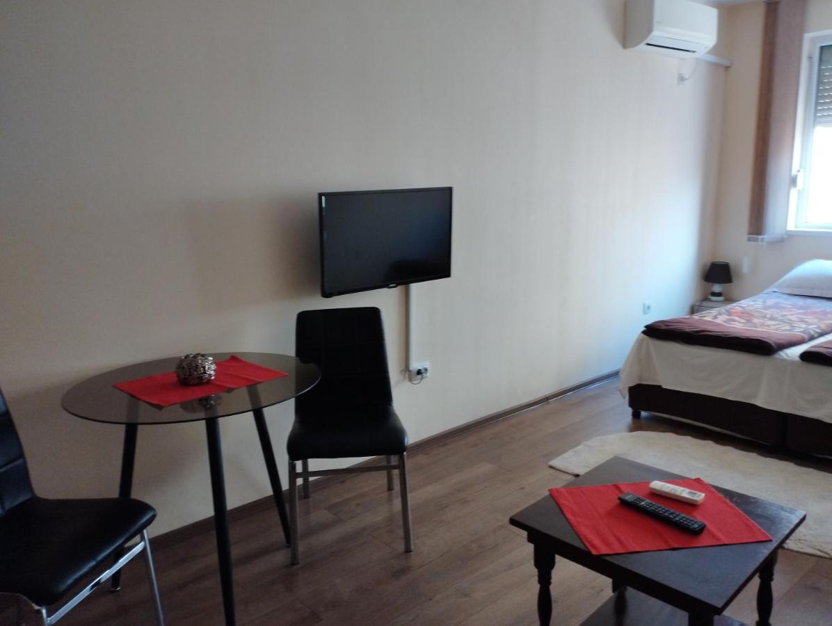 Studio Zora Бургас Экстерьер фото