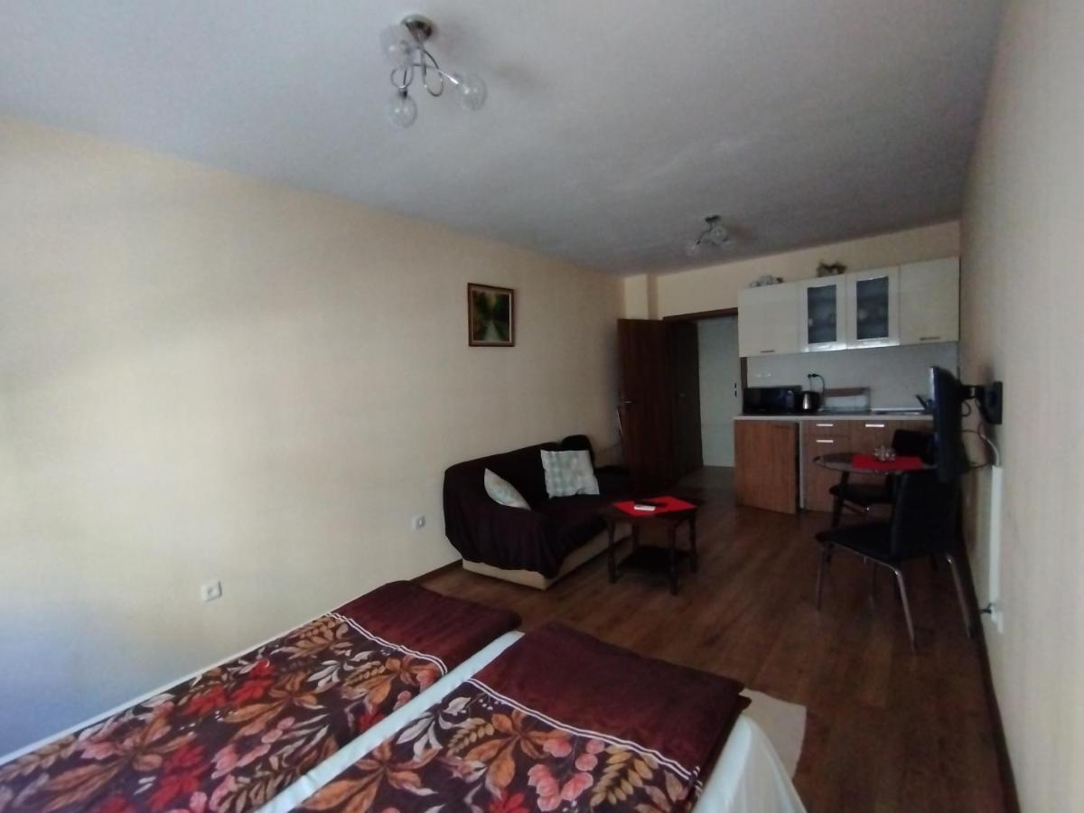 Studio Zora Бургас Экстерьер фото
