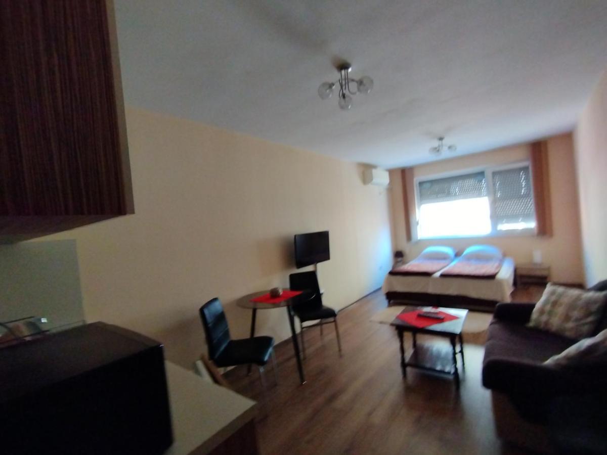 Studio Zora Бургас Экстерьер фото