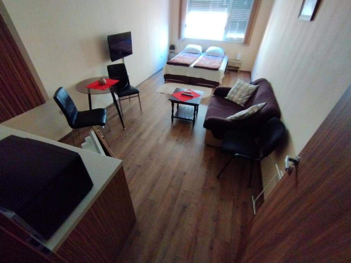 Studio Zora Бургас Экстерьер фото