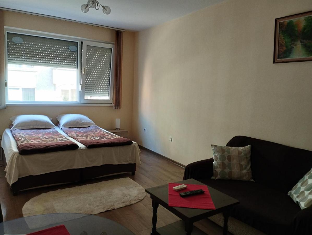 Studio Zora Бургас Экстерьер фото