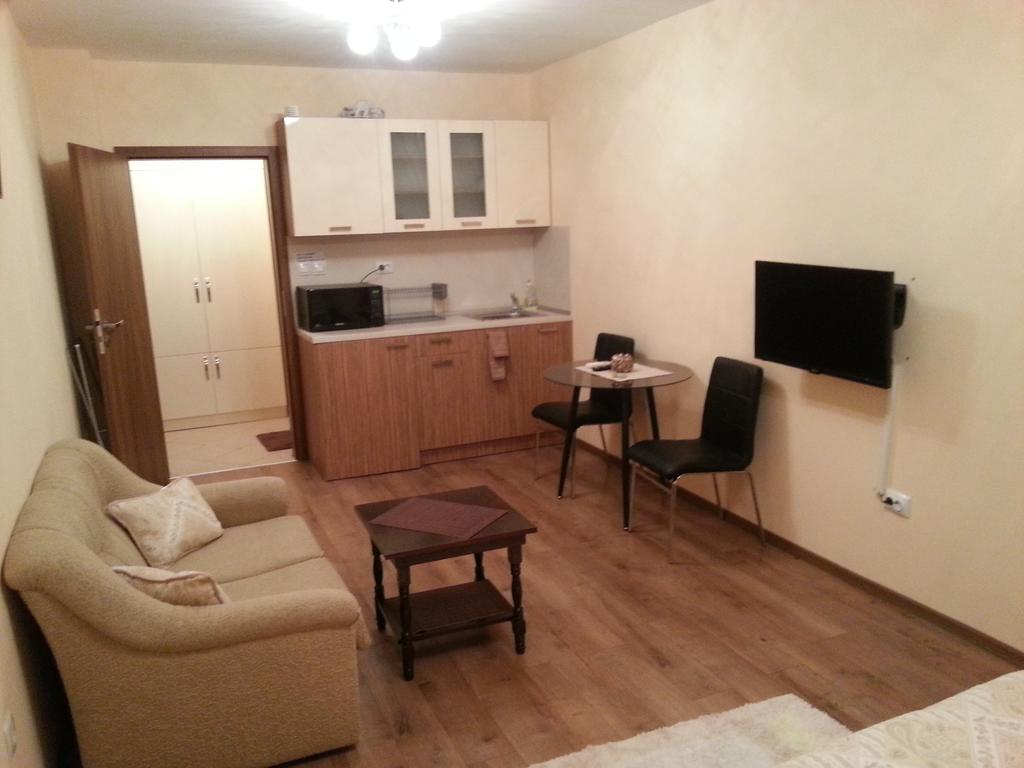 Studio Zora Бургас Экстерьер фото